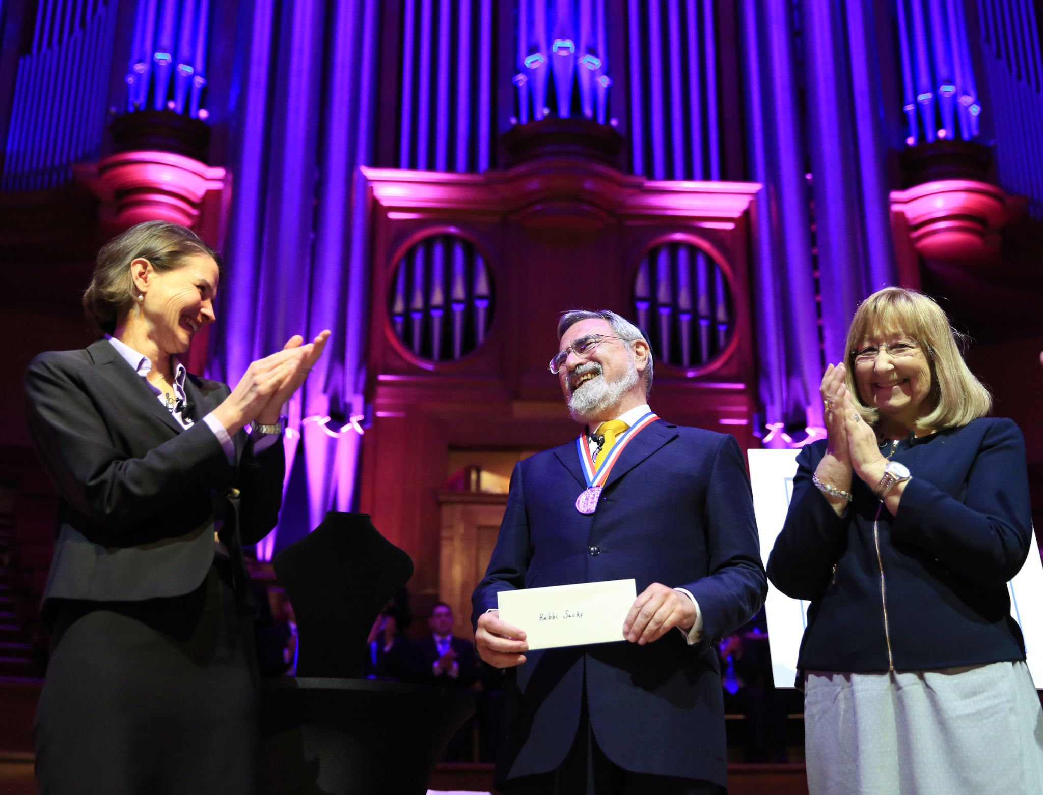 Rabbi Lord Jonathan Sacks 2016 Laureate of Templeton Prize Smiling at Ceremony